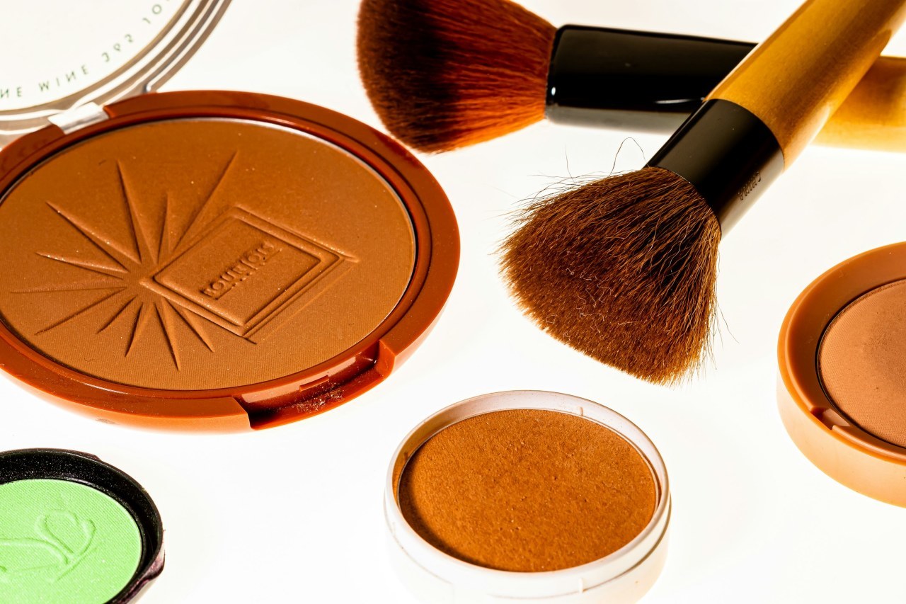 Які сироватки Hillary Cosmetics варто додати в догляд: чесний огляд
